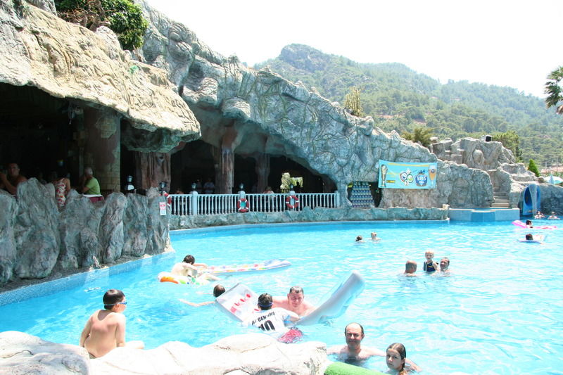 Grand Aquarium Apart İcmeler Εξωτερικό φωτογραφία