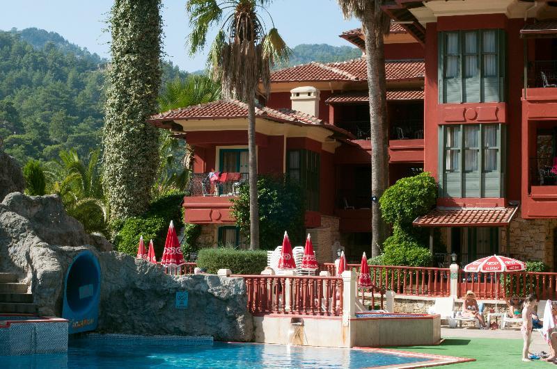 Grand Aquarium Apart İcmeler Εξωτερικό φωτογραφία