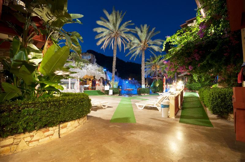 Grand Aquarium Apart İcmeler Εξωτερικό φωτογραφία